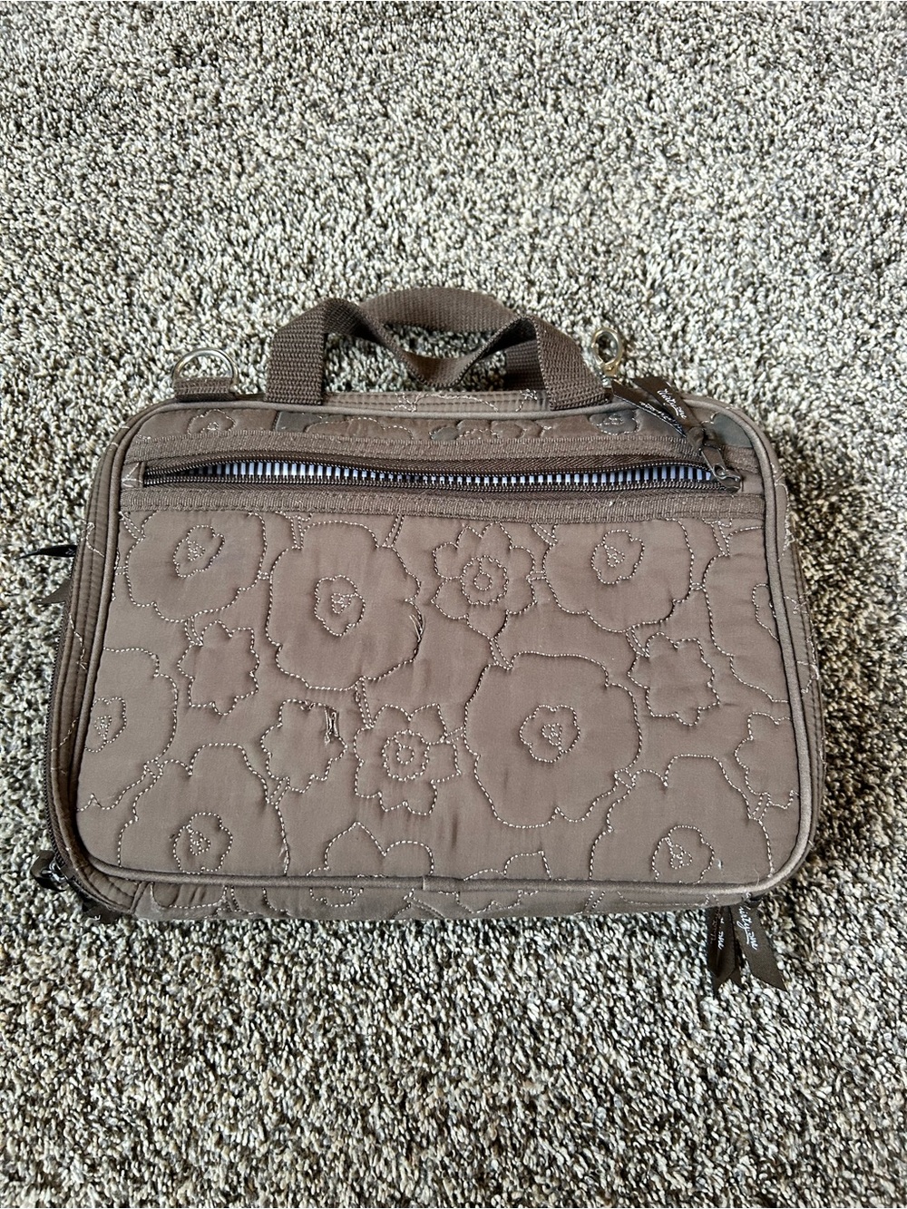 thirty-one Taupe Quilted Floral Travel Case